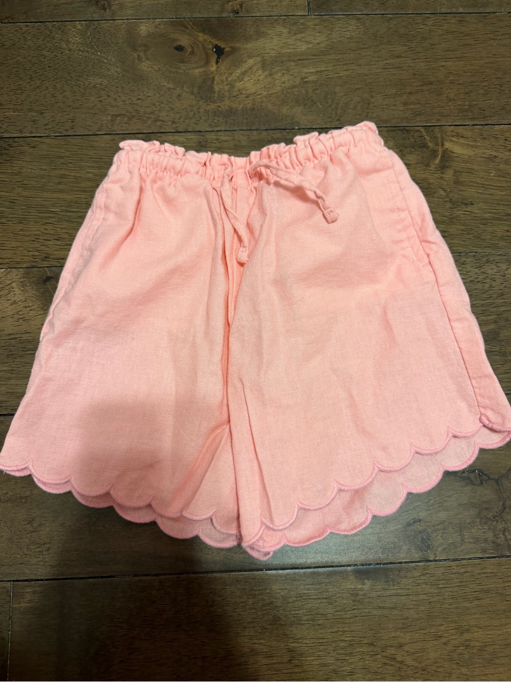 Little girls Pink Scallop Hem Drawstring Shorts